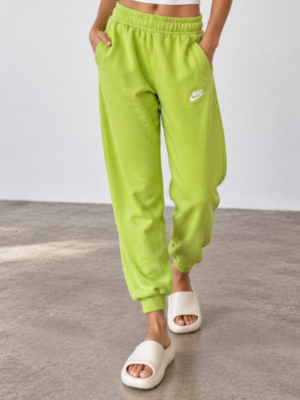 NIKE Sportswear Club Fleece Joggers Neon Lime Green Sweatpants Sz XS EUC
